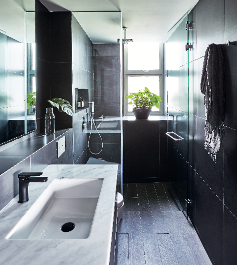 Bí quyết để có một phòng tắm màu đen ấn tượng - Ảnh 1.