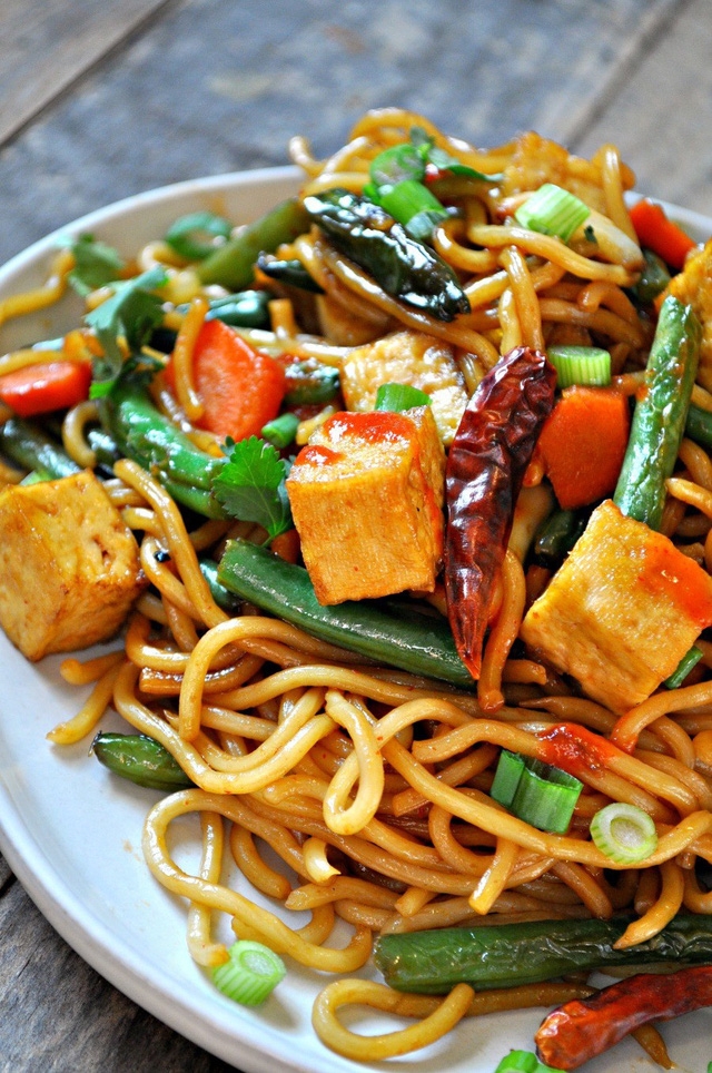 Mỳ chay với rau củ - Ảnh 1.