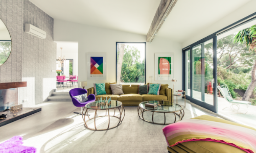 Ngôi nhà sắc màu mang phong cách thập niên 60