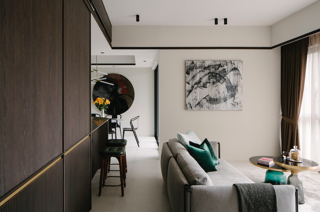 Đồ nội thất gỗ tối màu có phù hợp với căn hộ nhỏ? - Ảnh 1.