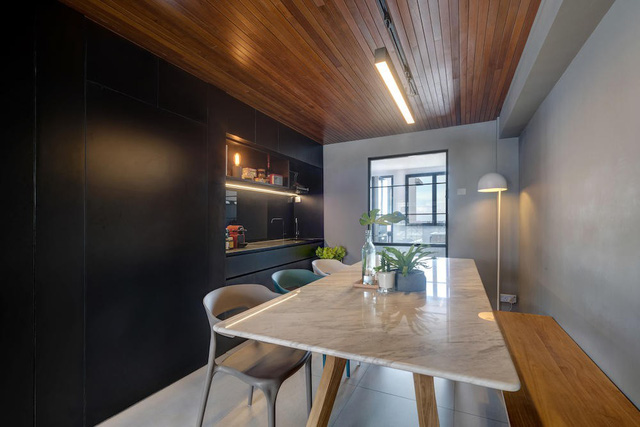 Căn hộ nhỏ tiện nghi và tinh tế sau khi cải tạo - Ảnh 1.