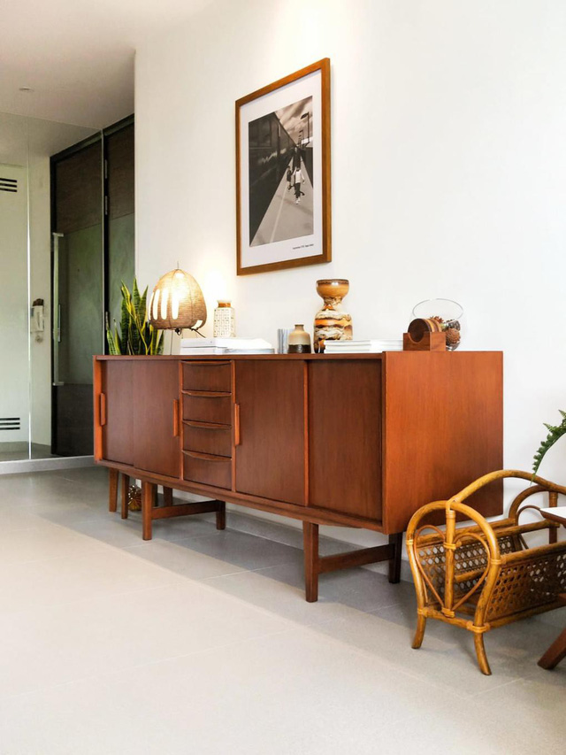 Căn hộ duplex phong cách hiện đại giữa thế kỷ - Ảnh 3.