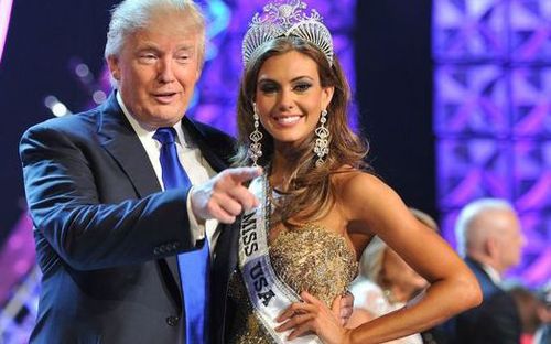 Ông Trump tuyên bố sẽ kiện NBC vì phá vỡ hợp đồng - Ảnh: AP.