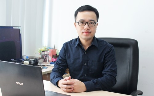 Ông Alistair Wu, Giám đốc Sản phẩm ngành hàng dự án của ASUS Việt Nam.