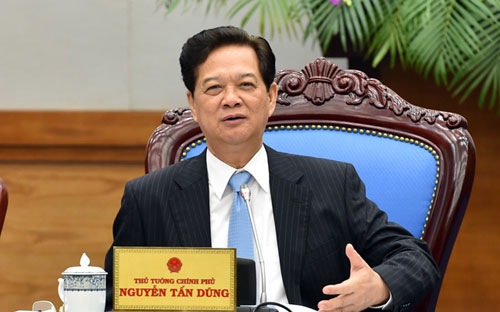 Mặc dù GDP quý 1 tăng cao nhưng người đứng đầu Chính phủ vẫn yêu cầu các bộ, ngành làm rõ những tồn tại, hạn chế của nền kinh tế trong việc tiêu thụ nông sản, xuất nhập khẩu, dịch vụ.<br>
