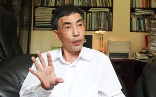 TS Võ Trí Thành: “Tình trạng nhập nhèm giữa chức năng, nhiệm vụ của ngân hàng đầu tư và ngân hàng thương mại ở Việt Nam hiện nay cũng là một trong những yếu tố gây nguy hại cho toàn hệ thống” - Ảnh: TT.