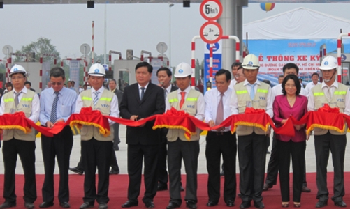 Giải ngân hơn 62 ngàn tỷ đồng cho các dự án giao thông