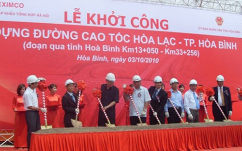 Hơn ba năm sau lễ khởi công rầm rộ, cao tốc Hà Nội - Hòa Bình đang phải tìm kiếm chủ đầu tư mới<br>