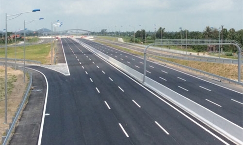 Cao tốc “45.000 tỷ” bắt đầu thu phí một phần