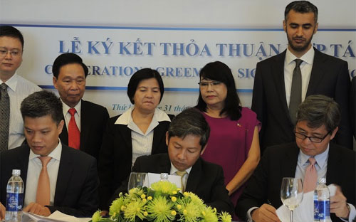 Lễ ký kết của VOI, MWC và SII.