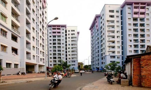 Nhà giá rẻ, cuộc đua giành “miếng bánh ngon”