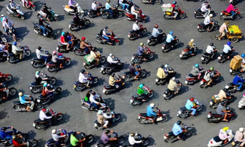 Hàng loạt tỉnh thành muốn bỏ phí đường bộ với xe máy