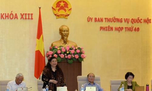 Đưa tin “bậy bạ” trên mạng, ai ngăn chặn?