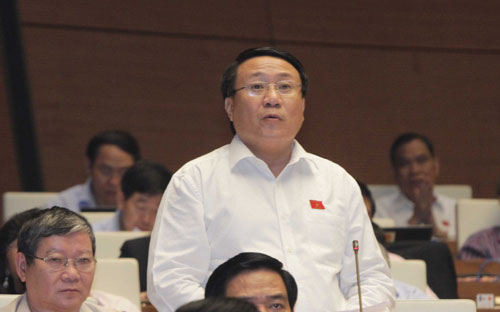 Đại biểu Hà Sỹ Đồng dề nghị bỏ quy định có lợi nhuận hợp lý trong nguyên tắc thu phí.