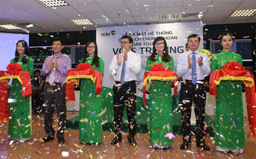 VCBS đã tổ chức lễ ra mắt hệ thống giao dịch hoàn toàn mới tại hội sở chính, Tầng 12, 198 Trần Quang Khải, quận Hoàn Kiếm - Hà Nội.