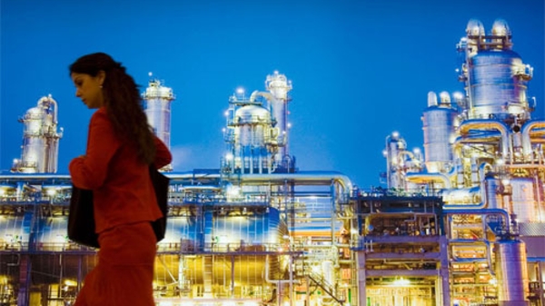 Nhiều quốc gia ồ ạt bán tài sản vì biến động giá dầu