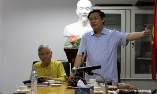 Trưởng ban Kinh tế Trung ương thăm Thời báo Kinh tế Việt Nam