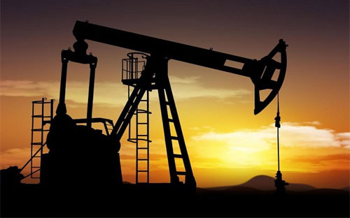 Giá dầu Brent đã giảm 21% so với mức đỉnh thiết lập vào tháng 5/2015 - Ảnh: Buffalo Report.