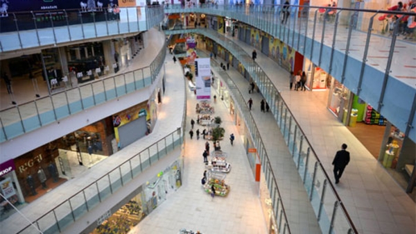 Nga “thấm đòn” sau một năm trừng phạt kinh tế