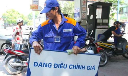 Giá xăng dầu đã “đảm bảo hài hòa lợi ích”