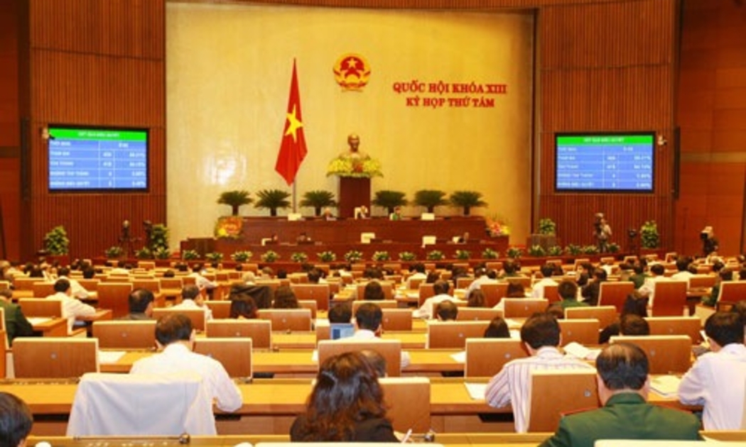 Đến kỳ họp này vẫn có ý kiến cho rằng mức vốn pháp định 20 tỷ đồng là quá thấp, đề nghị quy định vốn pháp định tối thiểu phải trên 20% tổng mức đầu tư của dự án.<br>