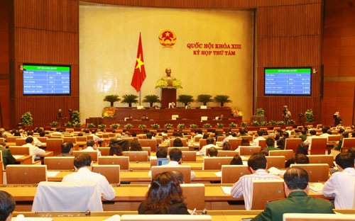 Đến kỳ họp này vẫn có ý kiến cho rằng mức vốn pháp định 20 tỷ đồng là quá thấp, đề nghị quy định vốn pháp định tối thiểu phải trên 20% tổng mức đầu tư của dự án.<br>