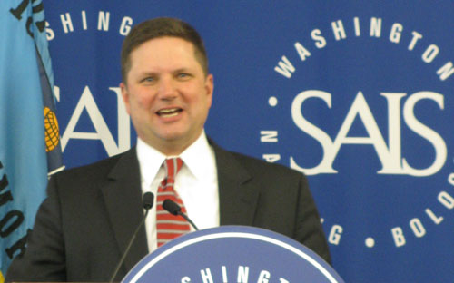 GS. Peter Dutton, chuyên gia nghiên cứu chiến lược kiêm Giám đốc Viện Nghiên cứu hàng hải Trung Quốc.