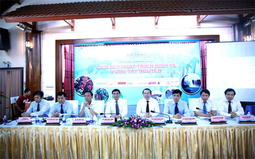 Hội thảo “Liên kết phát triển kinh tế Tây Nguyên” diễn ra ngày 24/7/2015 tại thành phố Buôn Ma Thuột, tỉnh Đắc Lắc.<b><br></b>