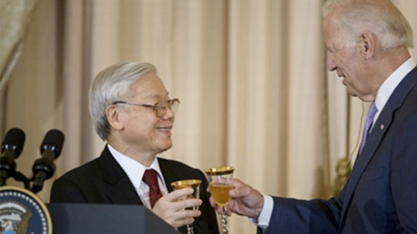 Phó tổng thống Mỹ đọc Kiều trong tiệc chiêu đãi Tổng bí thư