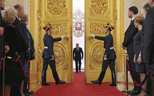 Các nhà lãnh đạo EU, đặc biệt là các quốc gia vùng Baltic, cho rằng 
Moscow đã sử dụng phương tiện truyền thông để giành sự ủng hộ cho những 
quan điểm và chính sách của mình.