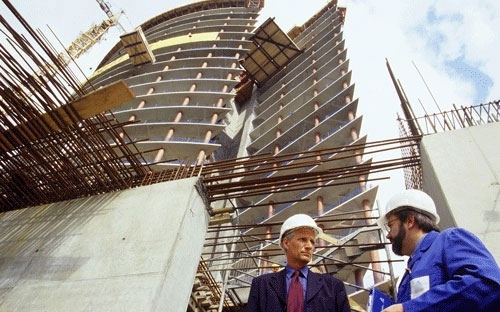 Trong quý 1, lĩnh vực kinh doanh bất động sản đứng thứ hai với tổng vốn đầu tư đăng 
ký cấp mới và tăng thêm là 202,93 triệu USD.