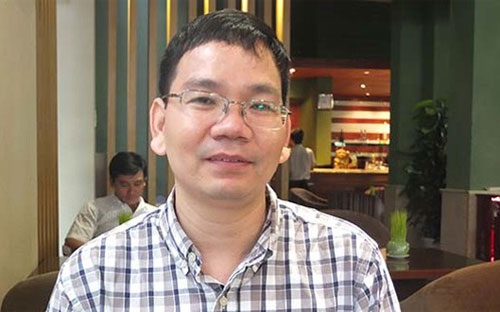  Ông Huỳnh Thế Du, Giám đốc Đào tạo Chương trình giảng dạy kinh tế Fulbright.