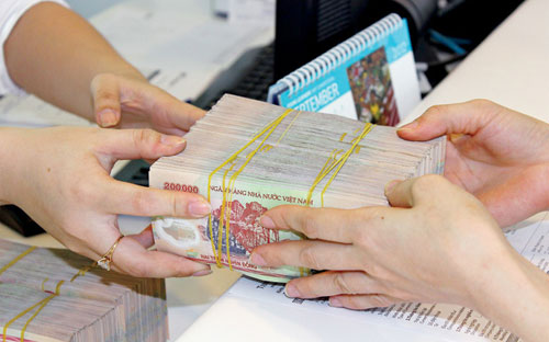 Theo ông Nguyễn Hữu Nghĩa, Chánh thanh tra Ngân hàng Nhà nước, hiện nợ 
xấu của toàn bộ nền kinh tế có địa chỉ tại hệ thống ngân hàng ước khoảng
 8,6% trên tổng dư nợ được cho từ 2,5 triệu đến 2,8 triệu tỷ đồng. 