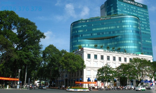 Lotte thâu tóm cao ốc Diamond Plaza Tp.HCM