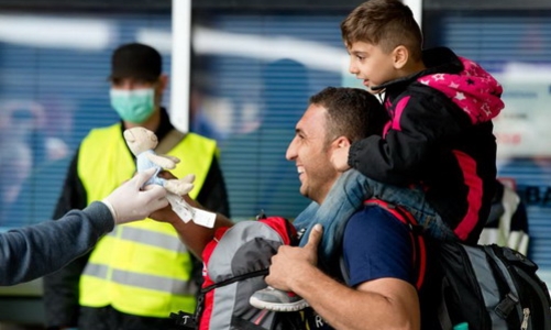 Đức và Áo mở cửa biên giới đón người nhập cư