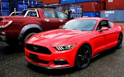 Ford Mustang: Chiếc xe huyền thoại Ford Mustang chắc chắn sẽ khiến bạn say đắm bởi vẻ đẹp cổ điển kết hợp cùng hiện đại và sự tinh tế trong thiết kế. Hãy mở rộng tầm mắt và cùng nhìn thấy những yếu tố khiến cho chiếc xe này trở nên đặc biệt. Tại sao không trải nghiệm một chuyến đi hấp dẫn trên chiếc xe đầy bản lĩnh này?