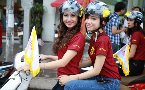 Đến tháng 12/2014, tổng lượng môtô, xe máy đăng ký trên toàn quốc đã lên đến con số 43 triệu chiếc, chiếm 85% tổng số phương tiện trên địa bàn cả nước.