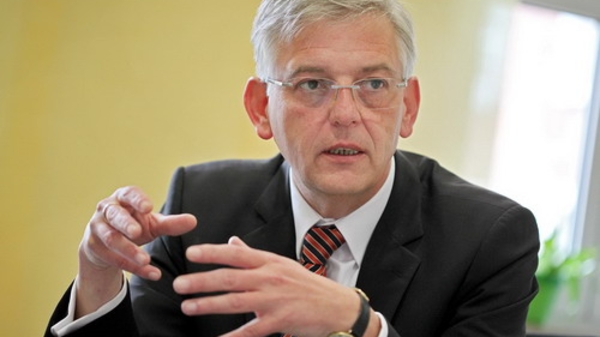 Quan chức Đức từ chức vì khủng hoảng người di cư