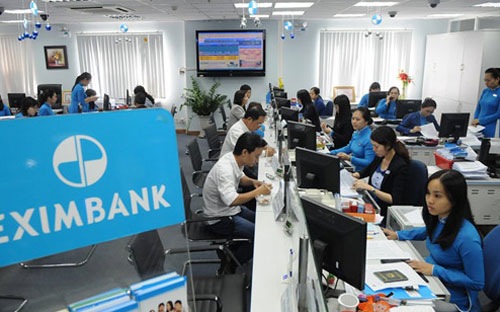 Giao dịch tại một chi nhánh của Eximbank.<br>