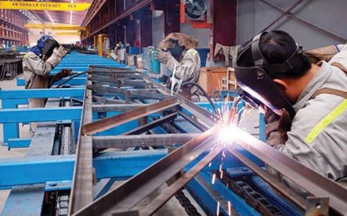  Chính phủ đánh giá kinh tế Việt Nam những tháng đầu năm 2014 đang tiếp 
tục phục hồi “nhưng rõ ràng tốc độ còn chậm và chưa vững chắc”.<br>