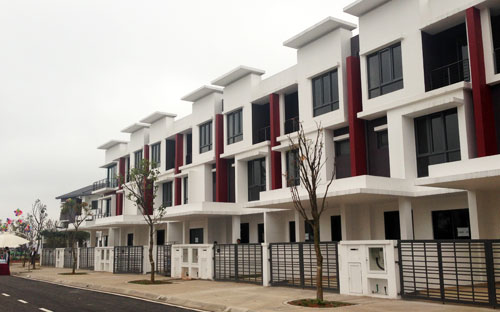 Giai đoạn 1 của Gamuda Gardens đã hoàn thành với 364 căn biệt thự, liền kề.<br>