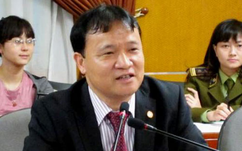 Thứ trưởng Đỗ Thắng Hải: "Về chính sách, tôi khẳng định không có chuyện tăng giá, thậm chí, nếu thực hiện theo biểu giá mới còn có nhiều bậc giảm giá".