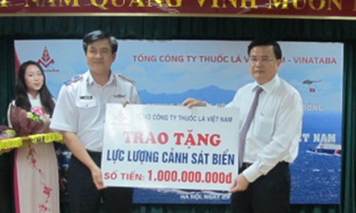 Vinataba ủng hộ cảnh sát biển 1 tỷ đồng