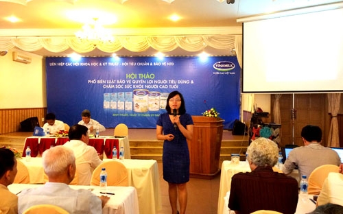 Vinamilk tư vấn chăm sóc sức khỏe người cao tuổi tại Bình Thuận  2