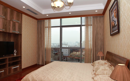 hi tiết xin liên hệ chi nhánh hoặc showroom của Eurowindow hoặc gửi câu 
hỏi tới địa chỉ email: tuvannhadep@eurowindow.biz để các chuyên gia tư 
vấn giúp bạn lựa chọn sản phẩm phù hợp.
