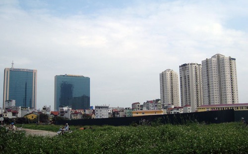 Giá chào bán căn hộ chung cư vẫn tiếp tục xu hướng giảm, tuy nhiên đổi lại tỷ lệ giao dịch thành công đã tăng khoảng 50% so với quý 3/2013.<br>