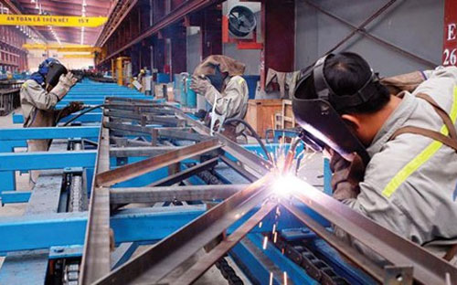 Ngân hàng này dự báo, tăng trưởng GDP cả năm nay của Việt Nam sẽ đạt 5,6%, từ mức 5,4% trong năm ngoái.