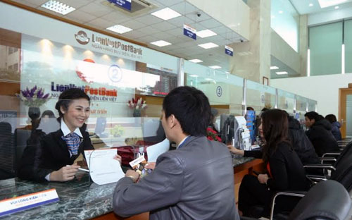 LienVietPostBank đang hướng tới mục tiêu thiết lập chi nhánh, phòng giao dịch tại 63 tỉnh thành trên cả nước trong năm 2015.<br>