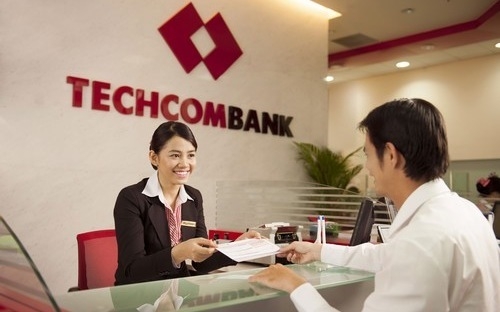 Kết quả quan trọng sau một thời gian tuân thủ nghiêm ngặt mô hình quản 
trị phòng thủ 3 lớp tại Techcombank là các chuẩn mực an toàn đã được 
tuân thủ và dần tiệm cận với các chuẩn mực quản trị tiên tiến thế giới, 
đặc biệt, tạo nên văn hóa ý thức và kiểm soát rủi ro trong mỗi nhân viên
 của ngân hàng. 