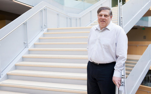 Ông Mark Penn rời Microsoft để thành lập một quỹ tư nhân - Ảnh: The New York Times.